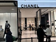 -Chanel(德基广场店)