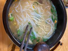 -勺子米线·云南传统小吃市集(四方街店)