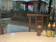 -二荆条·蜀鲜汇城市森林火锅