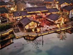 -茅山东方盐湖城景区