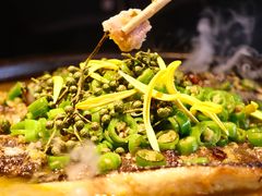 -鸣记脆皮烤鱼·海鲜烤鱼(三八广场店)