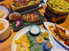 -暹罗酒肆泰餐厅酒吧