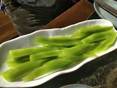 -三个四川人火锅(华联商厦店)