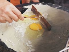 -正宗杂粮煎饼香软鸡蛋饼