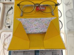 -美式眼镜·授权蔡司.依视路.尼康.豪雅.明月(南翔印象城店)