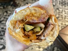 -Bánh Mì Huynh Hoa