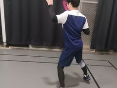 -易学羽毛球培训中心(铜川路店)