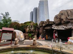 -裕龙汤泉