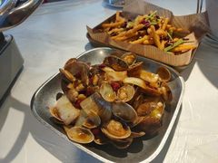 -石牌岭小亮蒸虾•湖北老字号(左岭店)