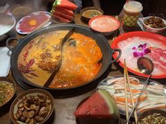 -萍姐火锅·公路夜市(武汉首店)