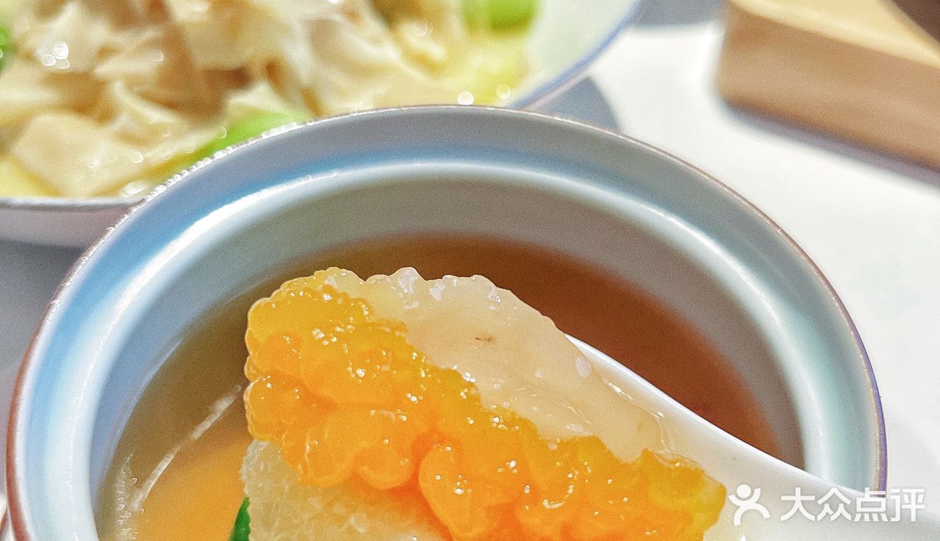 一口气吃了仨大家记得先吸汁再吃包哦