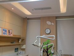 -上海仁爱医院口腔科 · 种植