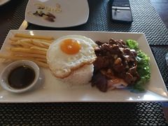 -Old House Restaurant