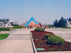 -上海市龙华烈士陵园