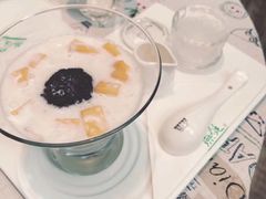 -燕庭·纯燕窝·甜品下午茶(南京西路店)