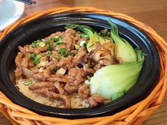 沙茶牛肉煲仔饭-金光鸽王·经典粤菜(环宇城店)