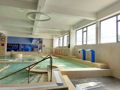 -晋爵会游泳馆(海湾公园店)