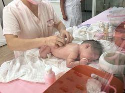 -沪月爱萌月子中心