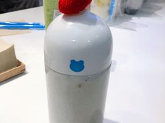 芝麻磨奶-兰熊鲜奶(西直门凯德mall店)