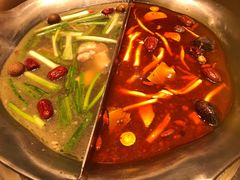 -湊湊火锅·茶憩(新中关购物中心店)