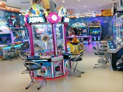 -乐多星球潮玩中心(沈阳嘉里城店)