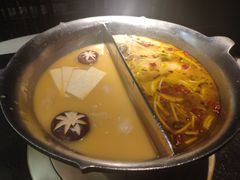 -湊湊火锅·茶憩(新中关购物中心店)