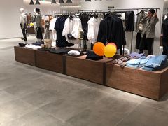 -URBAN REVIVO(西安Momopark店)