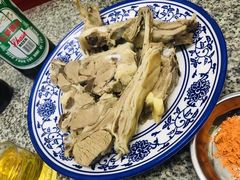 -马克力木手抓炕锅烤羊肉(盐湖一小区店)