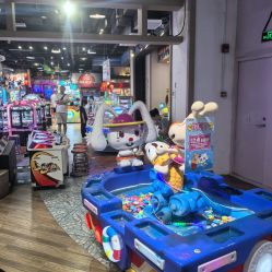 -卡通尼乐园(新达汇三林店)