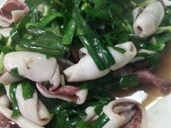 梧桐花炒韭菜-新乡饭店