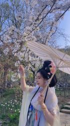 -一揽芳华汉服旗袍体验馆(拙政园店)