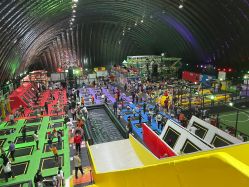 -失重星球乐园·蹦床馆(欢乐谷店)