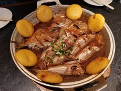 -五谷丰登农家院·地道胶东菜·海鲜烧烤(威海店)