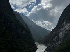 -丽江虎跳峡景区-售票处