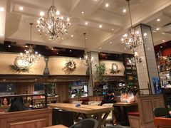 -玛格萝妮比萨屋(四平店)