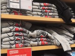 -优衣库(东莞汇一城店)