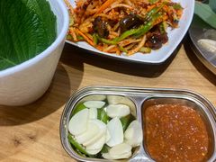 -青瓦餐厅·生鱼片·韩园烤肉(西塔店)