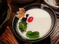 -云海肴·汽锅鸡·云南菜(天山百盛优客店)