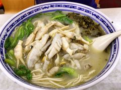 -明呈黄鱼面馆(斜土路店)