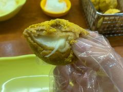 -BHC炸鸡(明洞总店)