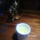 位于南京路步行街悦荟商厦6楼的溪雨观酸菜魚店
