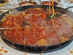 -岗上渣渣老火锅(两路口店)