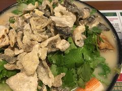 浓汤鱼汁小锅米线-肥汁米蘭香港米线(宁波路总店)