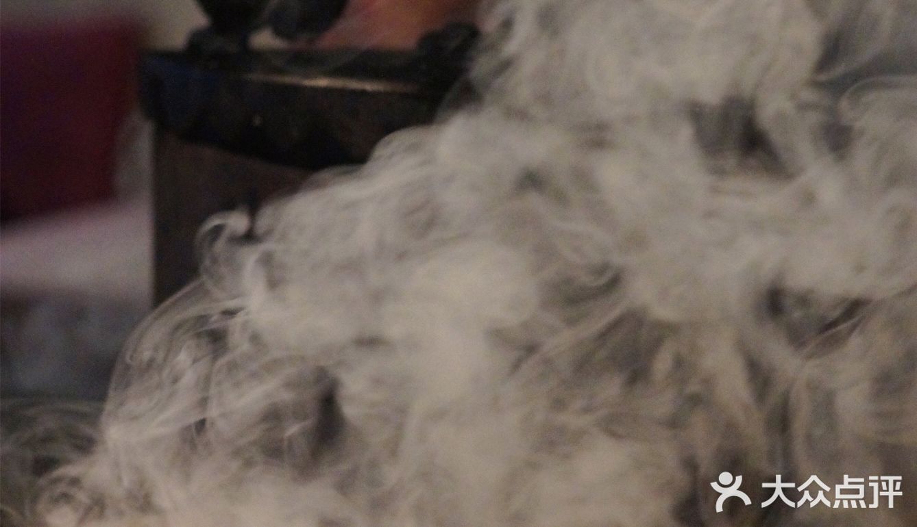 不会像其他薄底披萨那样硬