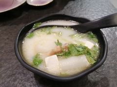 free的三文鱼豆腐汤-晓寿司·精致料理(绿地店)