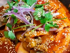 博格达馕包肉-清真·卡德尔大叔新疆主题餐厅(龙汇路店)