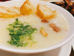 荔湾艇仔粥-点都德(春熙路群光广场店)