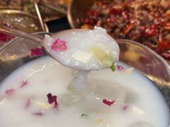 -何师烧烤Pro ·江湖川菜·小龙虾·精酿(太古里旗舰店)
