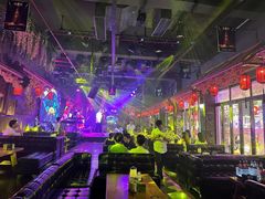 -喜鹊音乐酒馆(西街店)