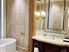 -中旅阿那亚九龙湖·公主酒店